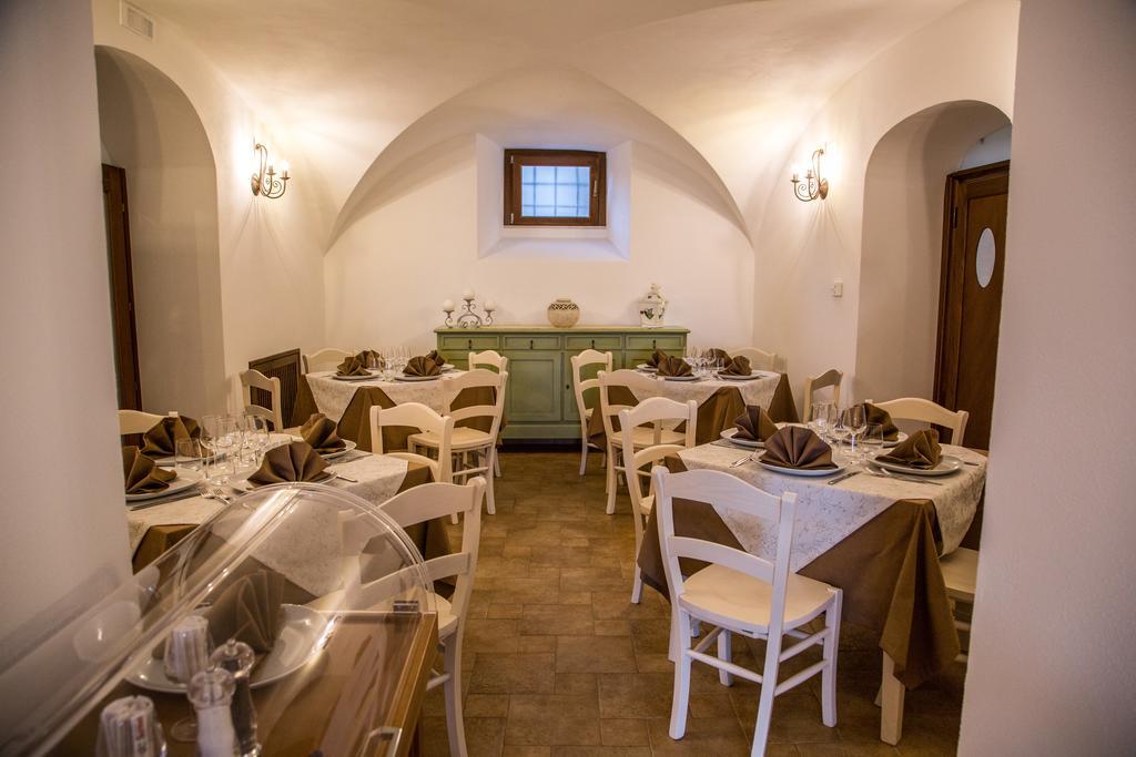 Отель L'Antico Borgo Джераче Экстерьер фото